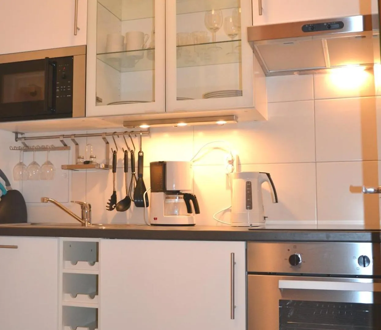 Apartment Yuki'S Place - Un-Vic, Danube Beach And Subway Near To Downtown Vienna